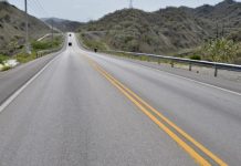 Danilo inaugura la ampliación de la carretera Azua-Barahona y varios complejos de viviendas