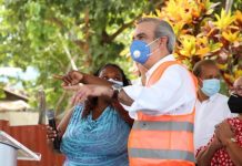 El gobiero de la República Dominicana inició un programa de reconstrucción de viviendas para todo el País.