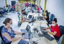 JCE instala programas educativos a 9 mil laptops se usarán en año escolar