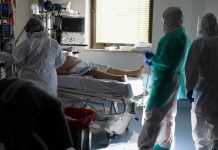 Se multiplican contagios, reportan 1,560 y ocho muertes