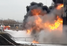 Un ataque de Ucrania incendia un depósito en Rusia