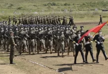 Rusia , China y otros países realizan prácticas militares
