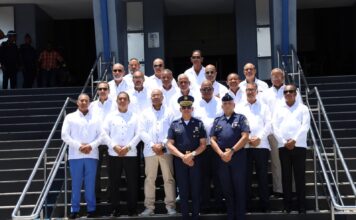 Fotos que hablan y cuentan historia de lucha y superación: Entrega 1 Mayor General Ernesto Rafael Rodríguez García.